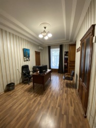 Продажа офиса с ремонтом и мебелью! фото 2
